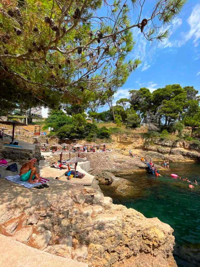Corpus A - Hotel Albatros Ulcinj Exteriör bild
