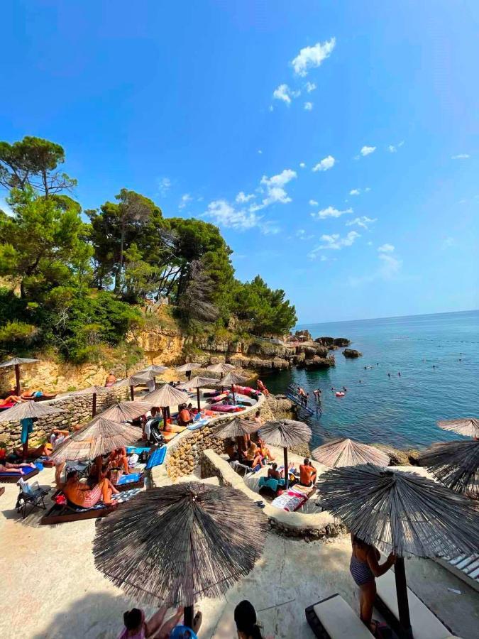 Corpus A - Hotel Albatros Ulcinj Exteriör bild