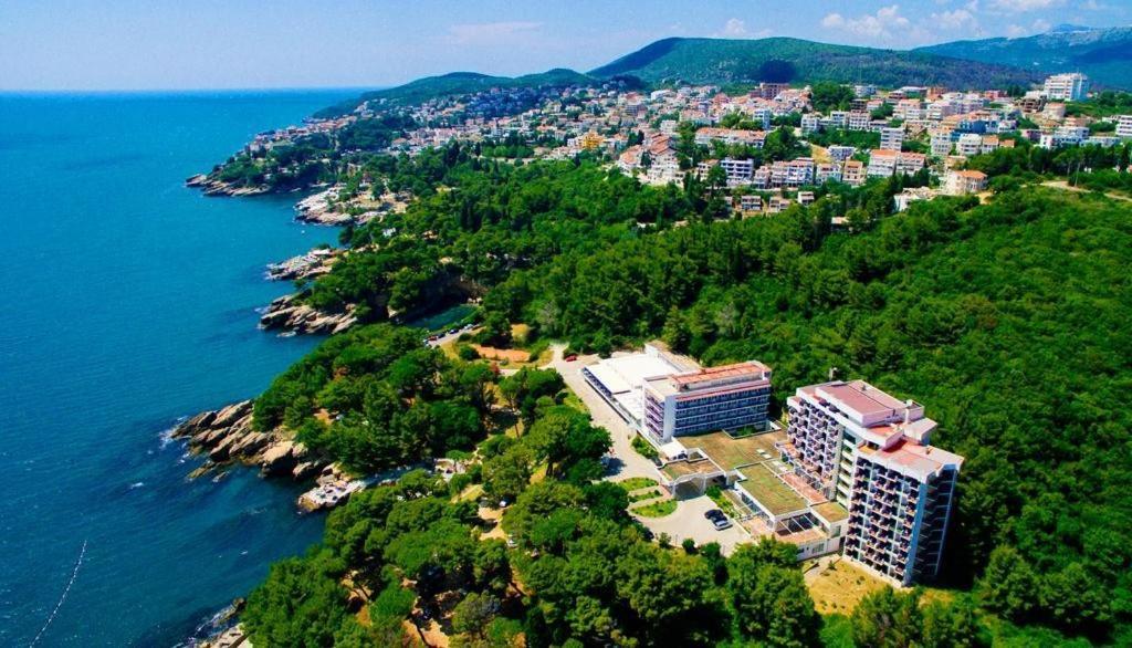 Corpus A - Hotel Albatros Ulcinj Exteriör bild