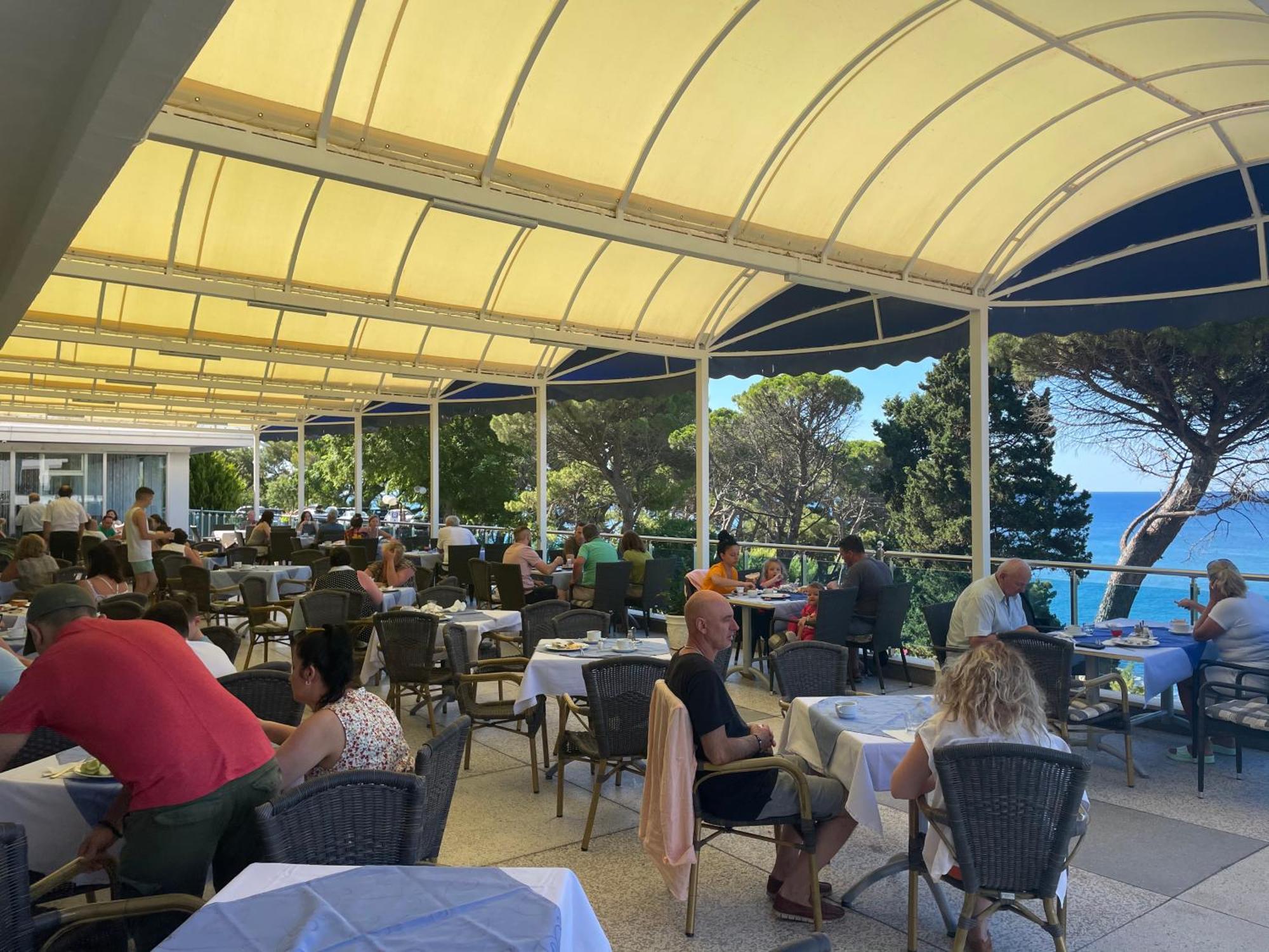 Corpus A - Hotel Albatros Ulcinj Exteriör bild